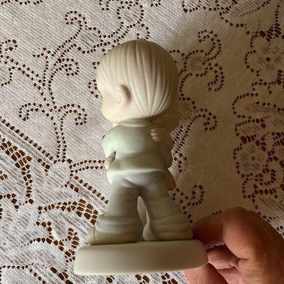 Precious thank 1990 Hug One Another EUC - Picture 11 of 14